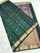 Incomparable Dark Green Soft Silk Saree With Vivacious Blouse Piece