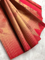 Luminous Red Pure Zari Weaving Banarasi Silk Saree With Snappy Blouse Piece