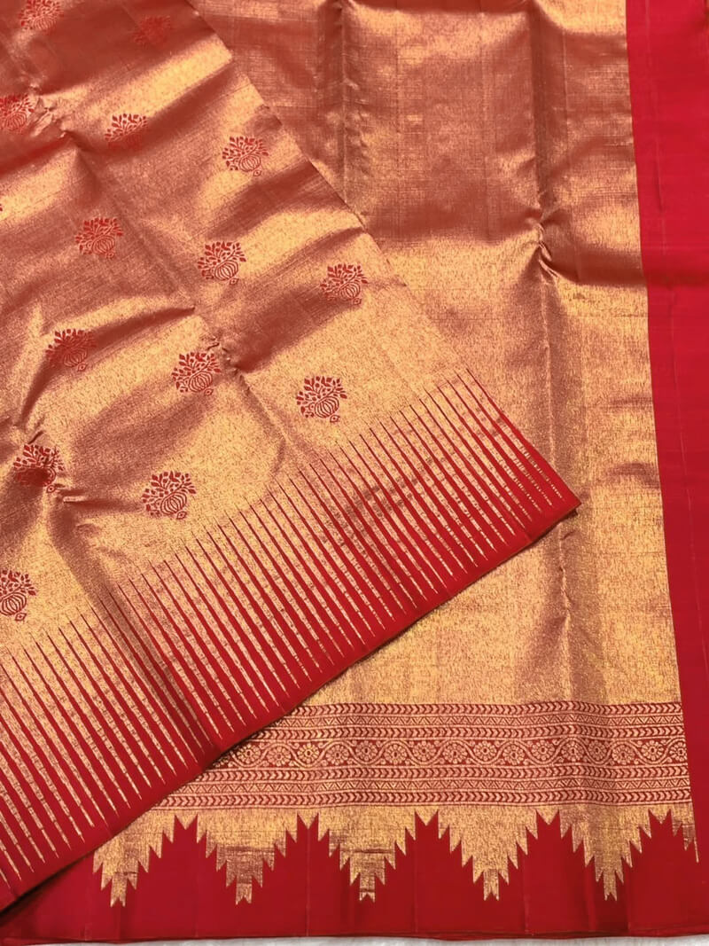 Luminous Red Pure Zari Weaving Banarasi Silk Saree With Snappy Blouse Piece
