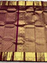 Extraordinary Purple Pure Zari Weaving Banarasi Silk Saree With Supernal Blouse Piece