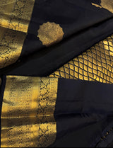 Propinquity Black Pure Zari Weaving Banarasi Silk Saree With Refreshing Blouse Piece