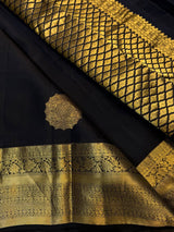 Propinquity Black Pure Zari Weaving Banarasi Silk Saree With Refreshing Blouse Piece