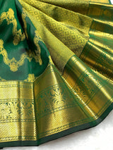 Fantabulous Dark Green Pure Zari Weaving Banarasi Silk Saree With Inspiring Blouse Piece