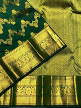 Fantabulous Dark Green Pure Zari Weaving Banarasi Silk Saree With Inspiring Blouse Piece