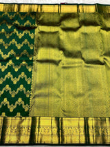 Fantabulous Dark Green Pure Zari Weaving Banarasi Silk Saree With Inspiring Blouse Piece