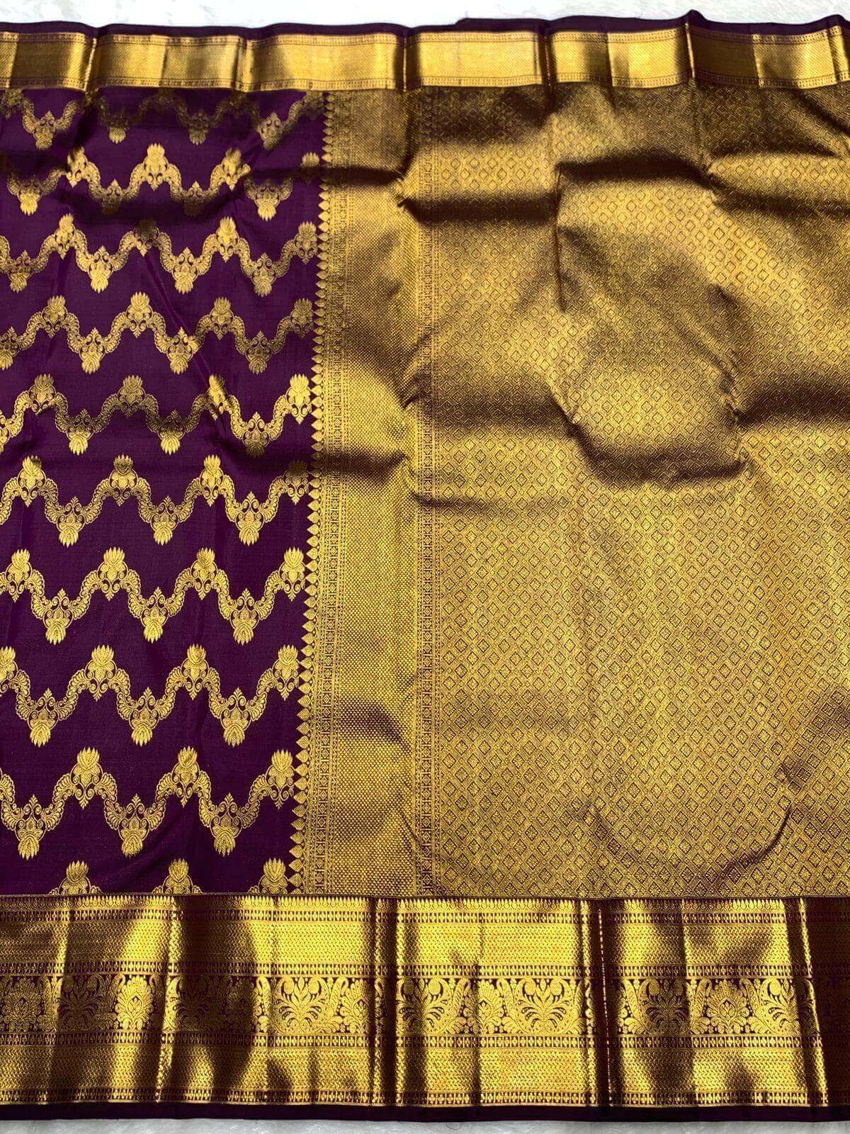 Ornate Purple Pure Zari Weaving Banarasi Silk Saree With Dissemble Blouse Piece