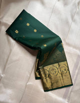 Exceptional Dark Green Pure Zari Weaving Banarasi Silk Saree With Snappy Blouse Piece