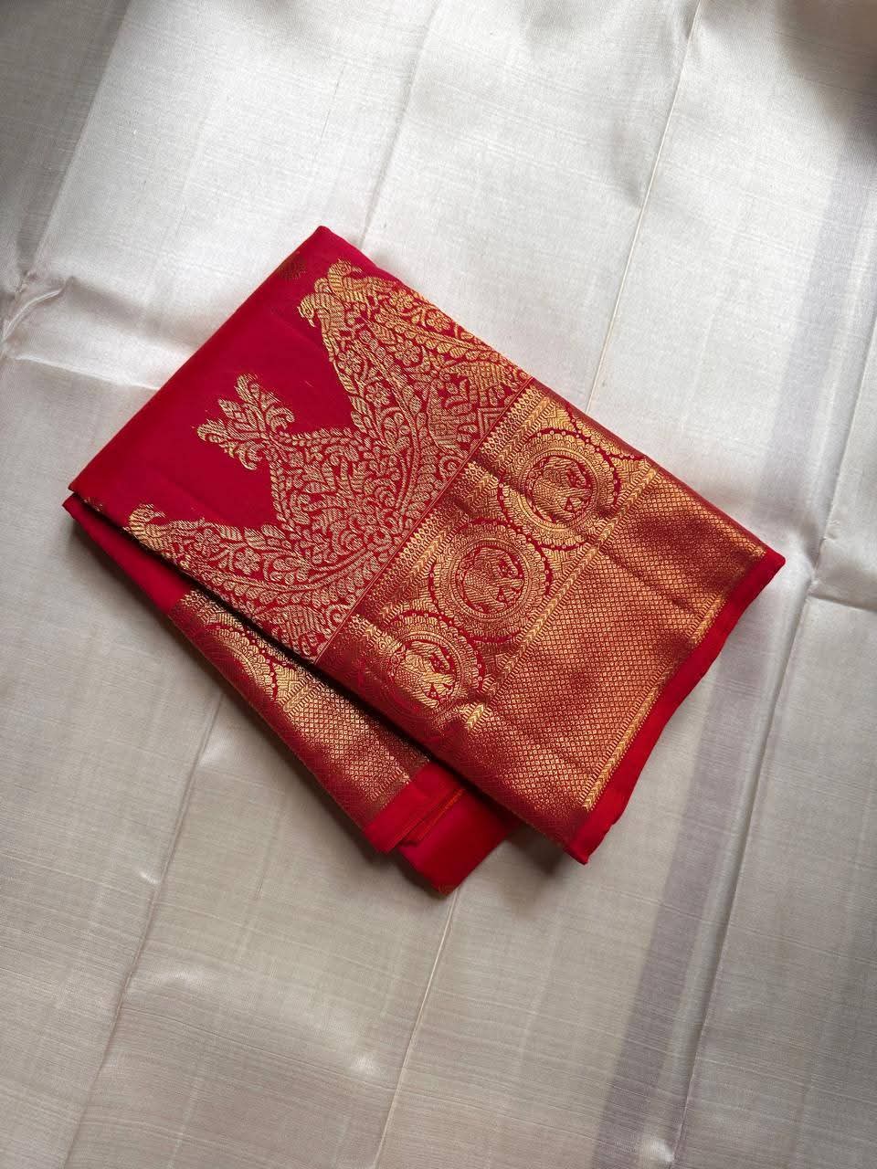 Fugacious Dark Pink Pure Zari Weaving Banarasi Silk Saree With Cynosure Blouse Piece