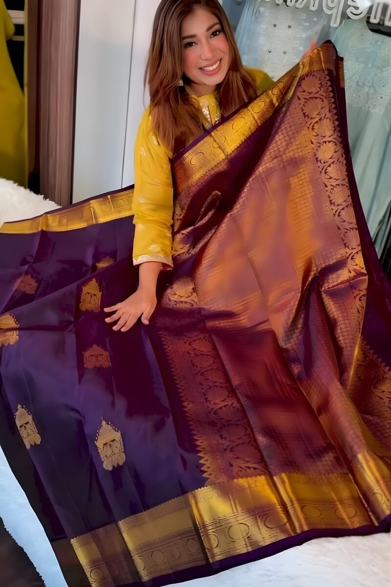 Adoring Purple Pure Zari Weaving Banarasi Silk Saree With Twirling Blouse Piece