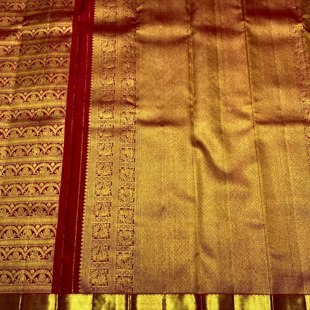 Marvellous Red Pure Zari Weaving Banarasi Silk Saree With Zephyr Blouse Piece