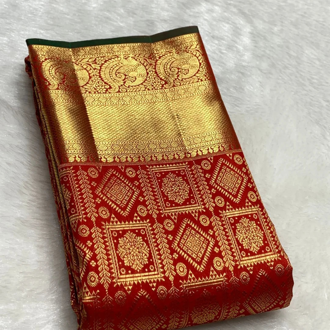 Scrupulous Red Pure Zari Weaving Banarasi Silk Saree With Ethnic Blouse Piece