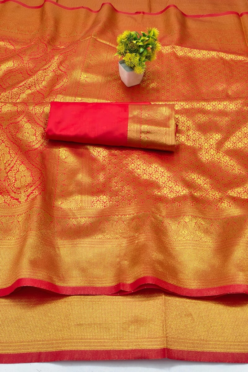 Felicitous Red Pure Zari Weaving Banarasi Silk Saree With Pulsating Blouse Piece