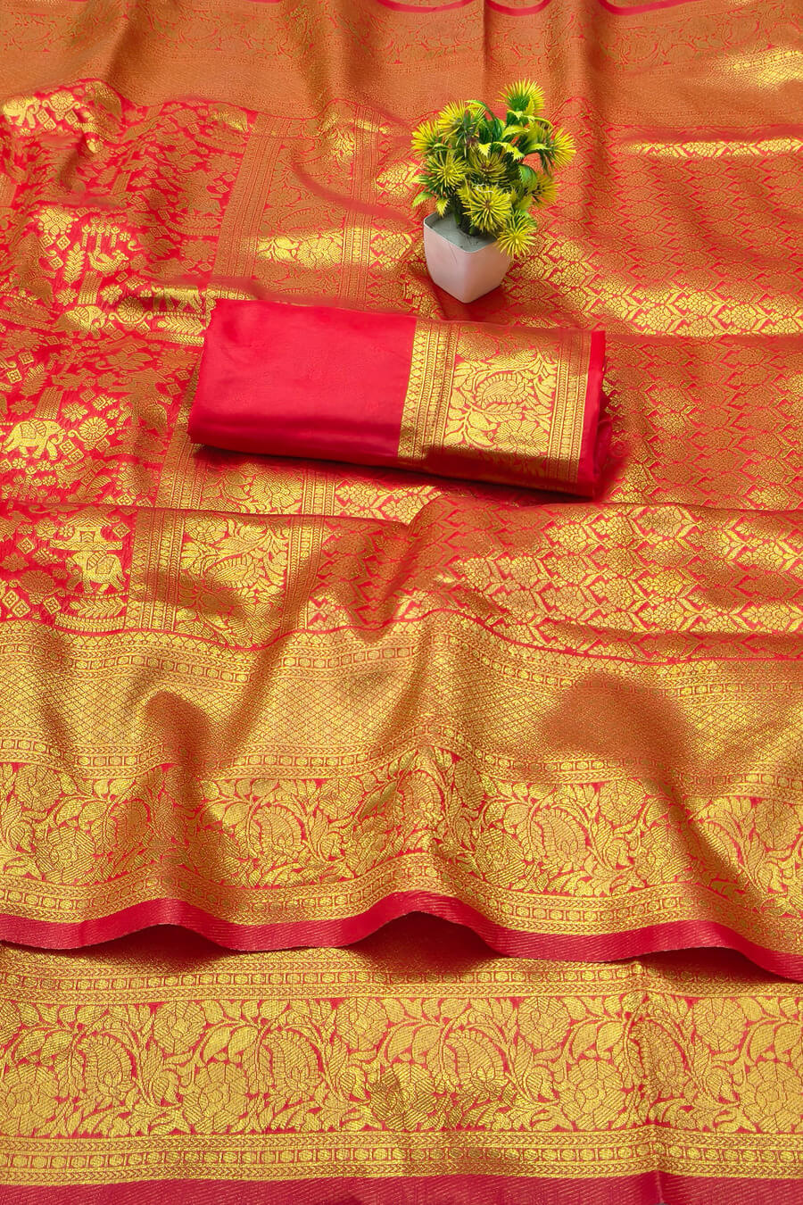 Nectarous Red Pure Zari Weaving Banarasi Silk Saree With Beautiful Blouse Piece