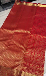 Nebula Red Pure Zari Weaving Banarasi Silk Saree With Splendorous Blouse Piece