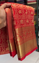 Nebula Red Pure Zari Weaving Banarasi Silk Saree With Splendorous Blouse Piece