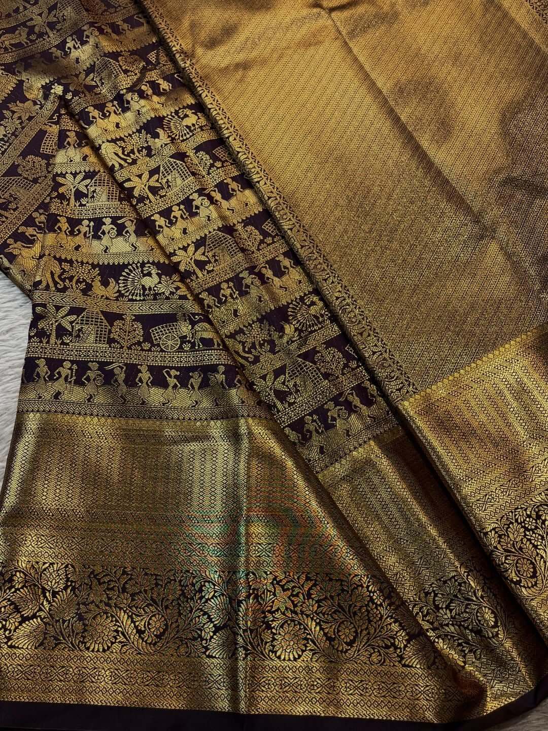 Ineffable Wine Pure Zari Weaving Banarasi Silk Saree With Tremendous Blouse Piece