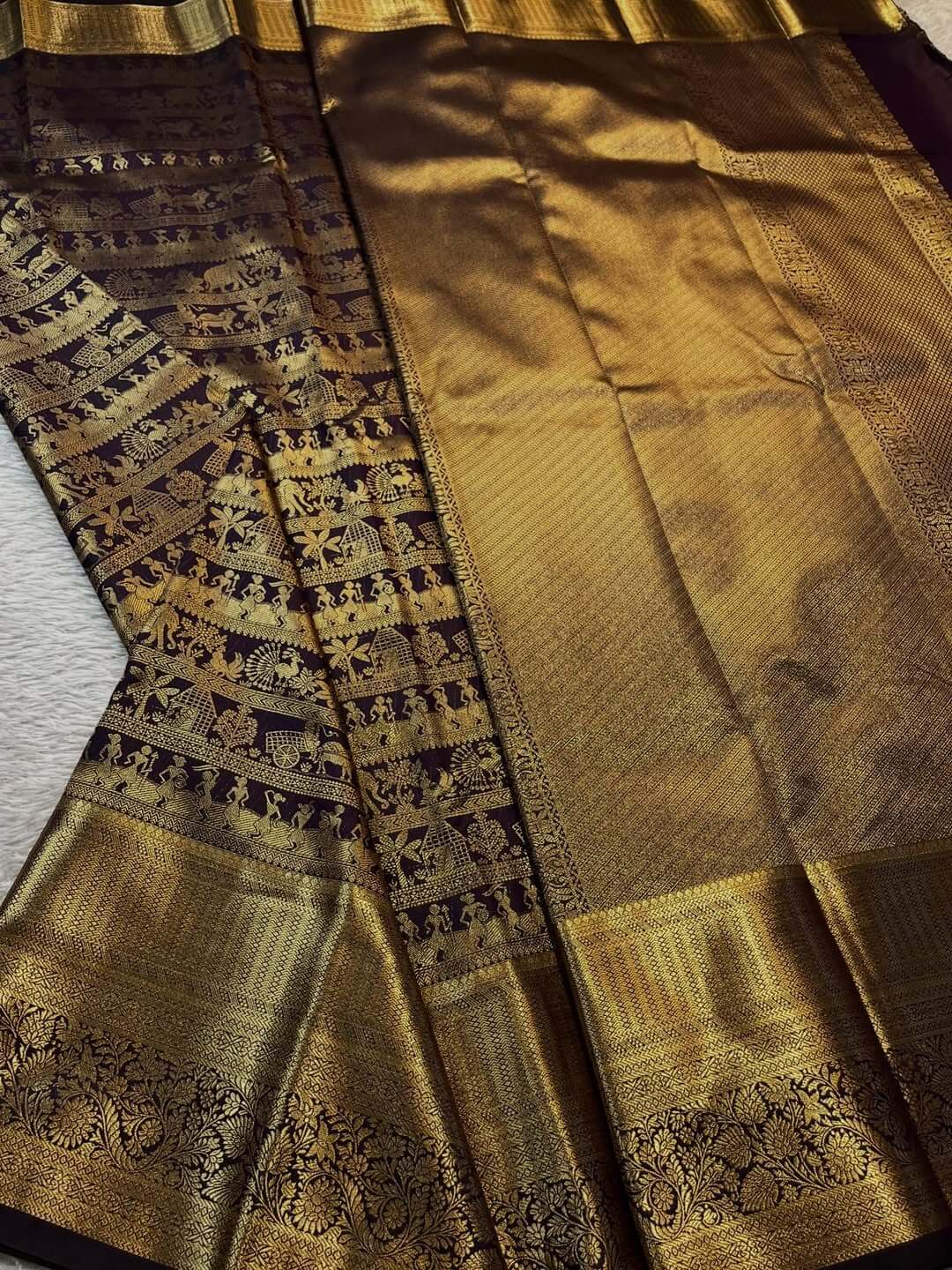 Ineffable Wine Pure Zari Weaving Banarasi Silk Saree With Tremendous Blouse Piece