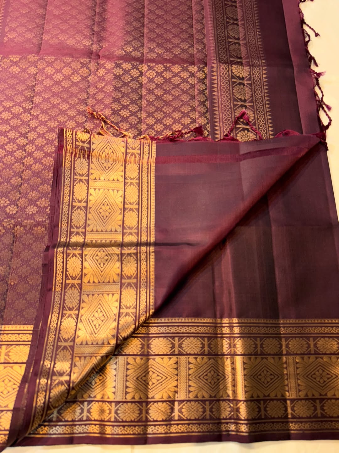 Dulcet Wine Pure Zari Weaving Banarasi Silk Saree With Gorgeous Blouse Piece