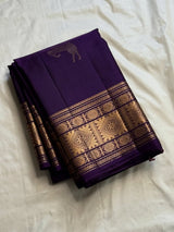 Pleasant Purple Pure Zari Weaving Banarasi Silk Saree With Tantalizing Blouse Piece