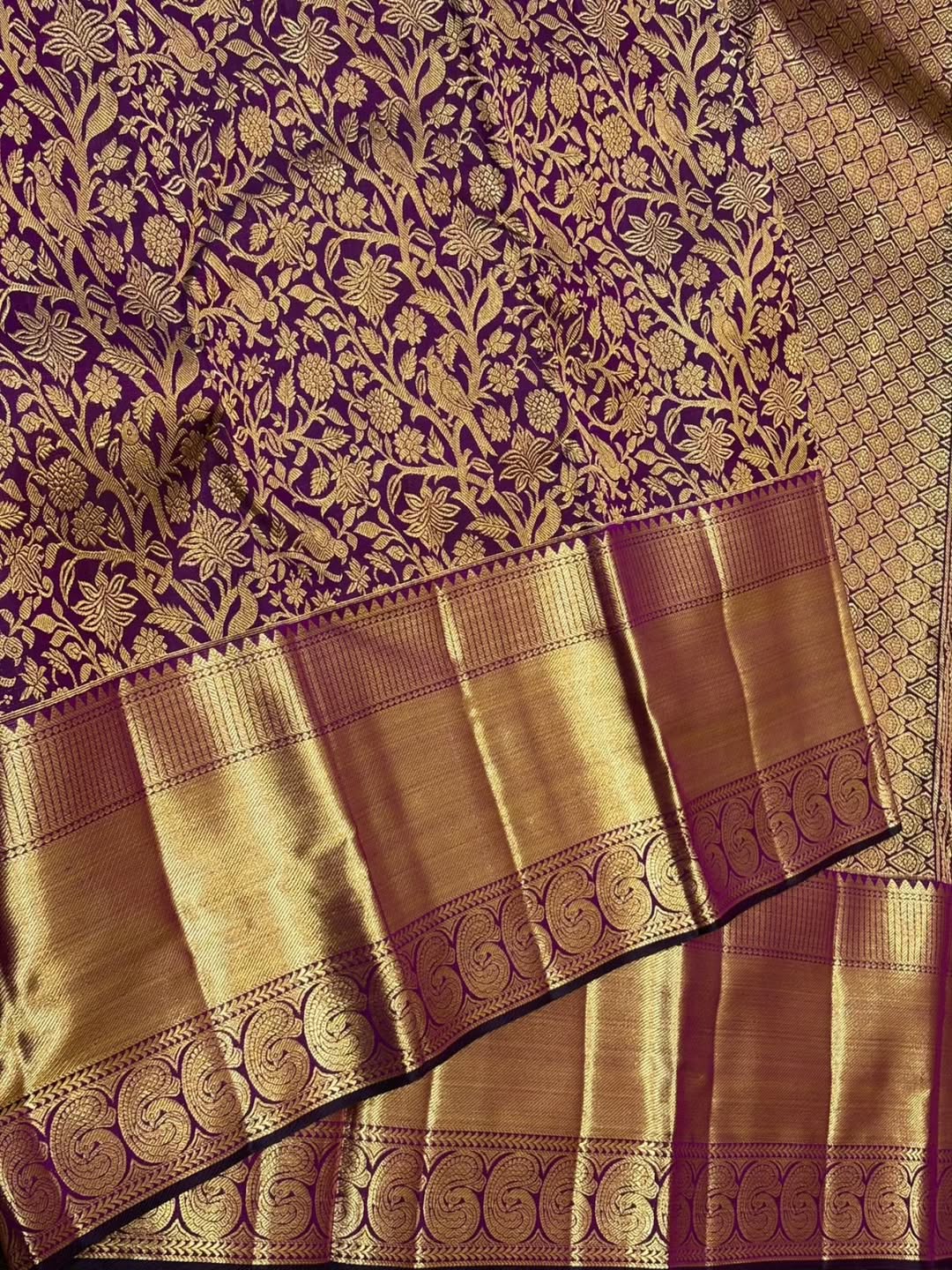 Gossamer Purple Pure Zari Weaving Banarasi Silk Saree With Lustrous Blouse Piece