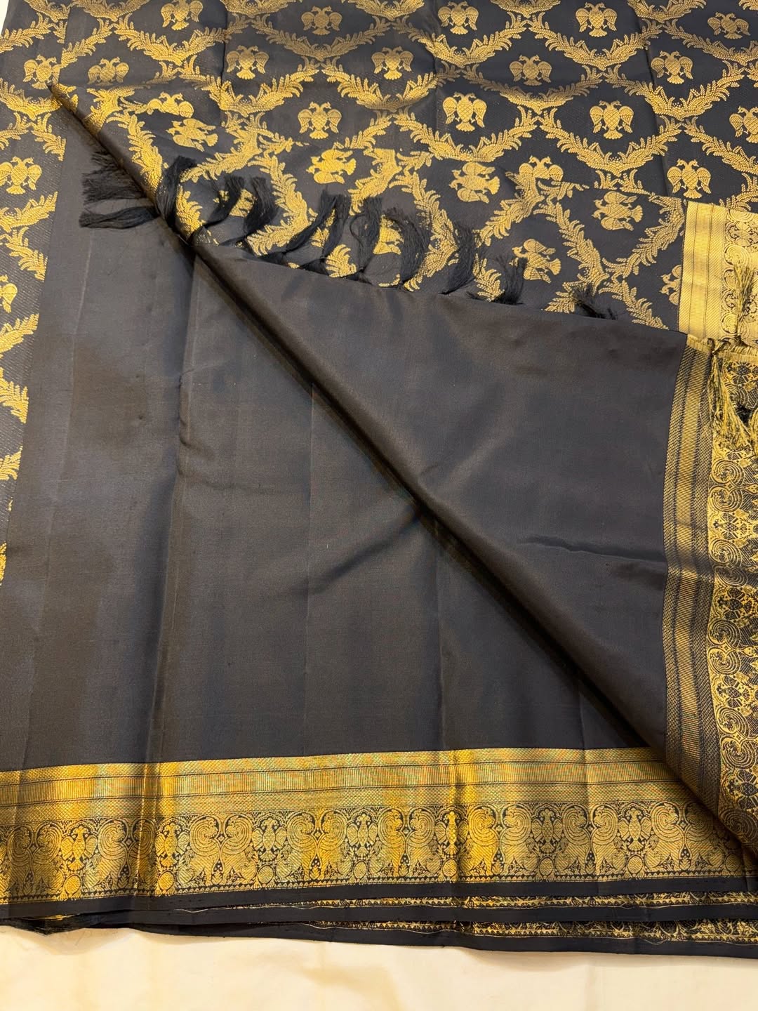 Sophisticated Black Pure Zari Weaving Banarasi Silk Saree With Preferable Blouse Piece