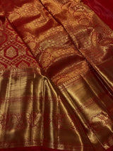 Prominent Red Pure Zari Weaving Banarasi Silk Saree With Beguiling Blouse Piece
