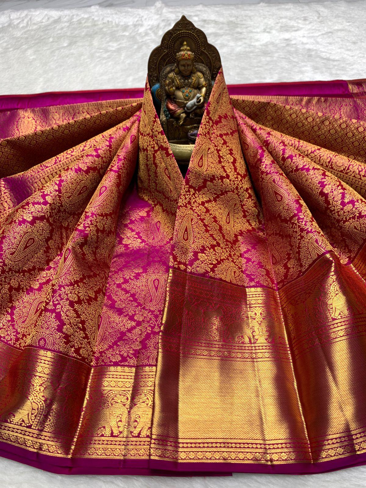 Scrupulous Dark Pink Pure Zari Weaving Banarasi Silk Saree With Imaginative Blouse Piece