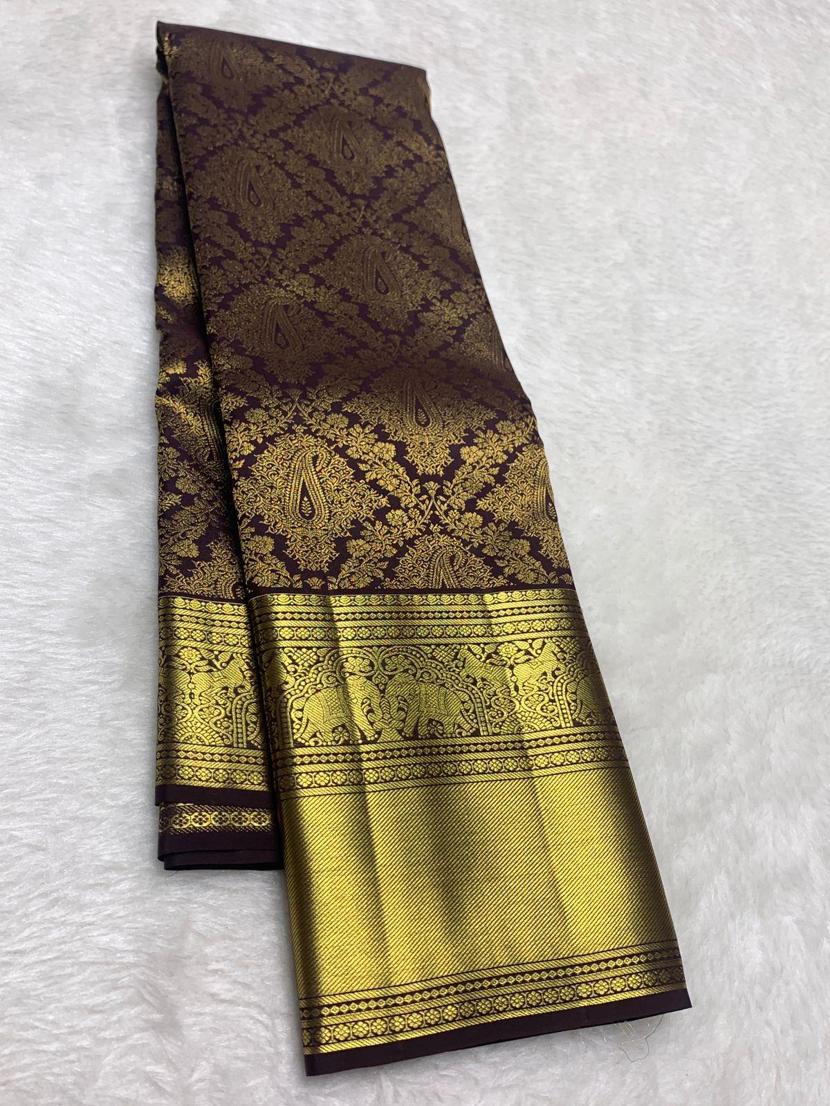 Piquant Wine Pure Zari Weaving Banarasi Silk Saree With Desultory Blouse Piece