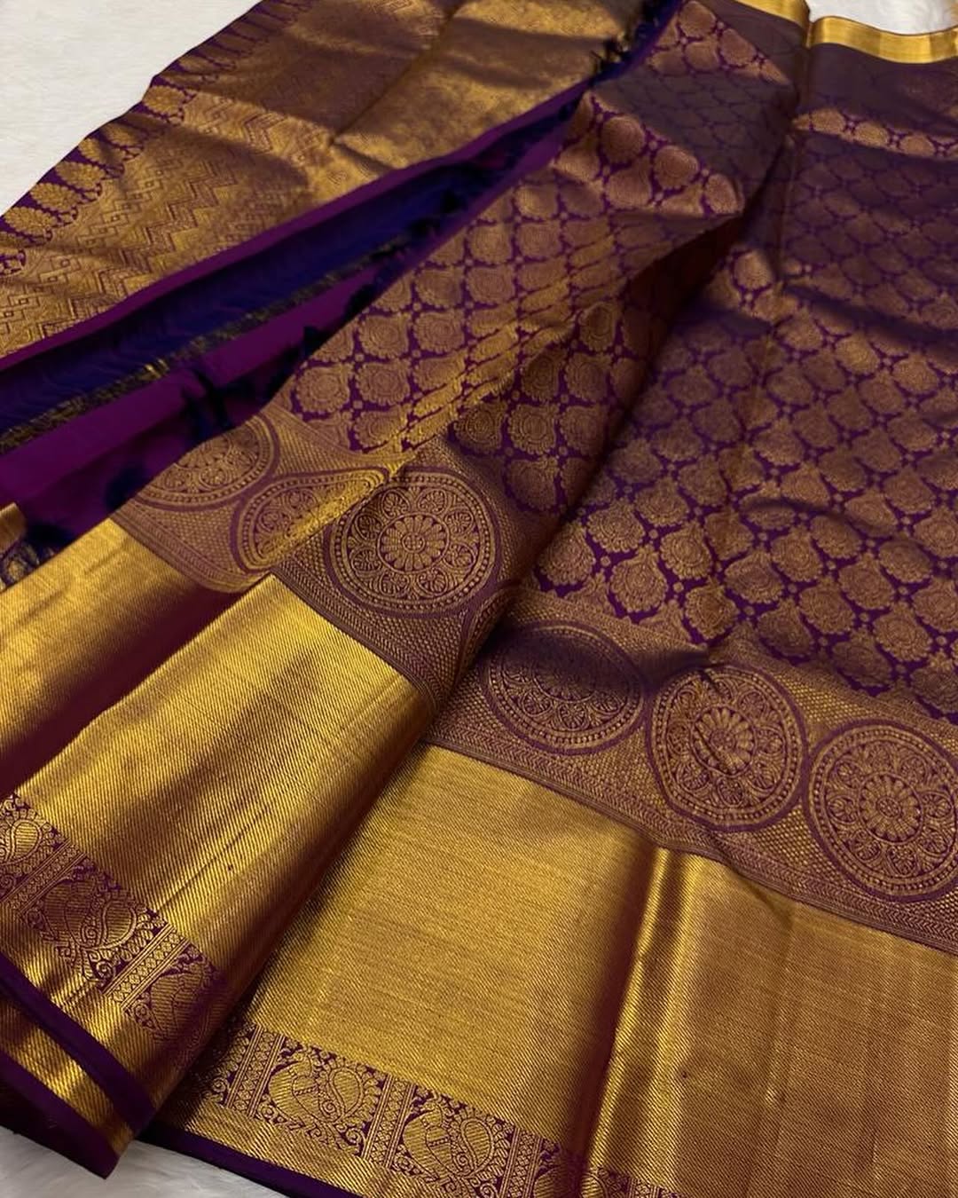 Deserving Purple Pure Zari Weaving Banarasi Silk Saree With Palimpsest Blouse Piece