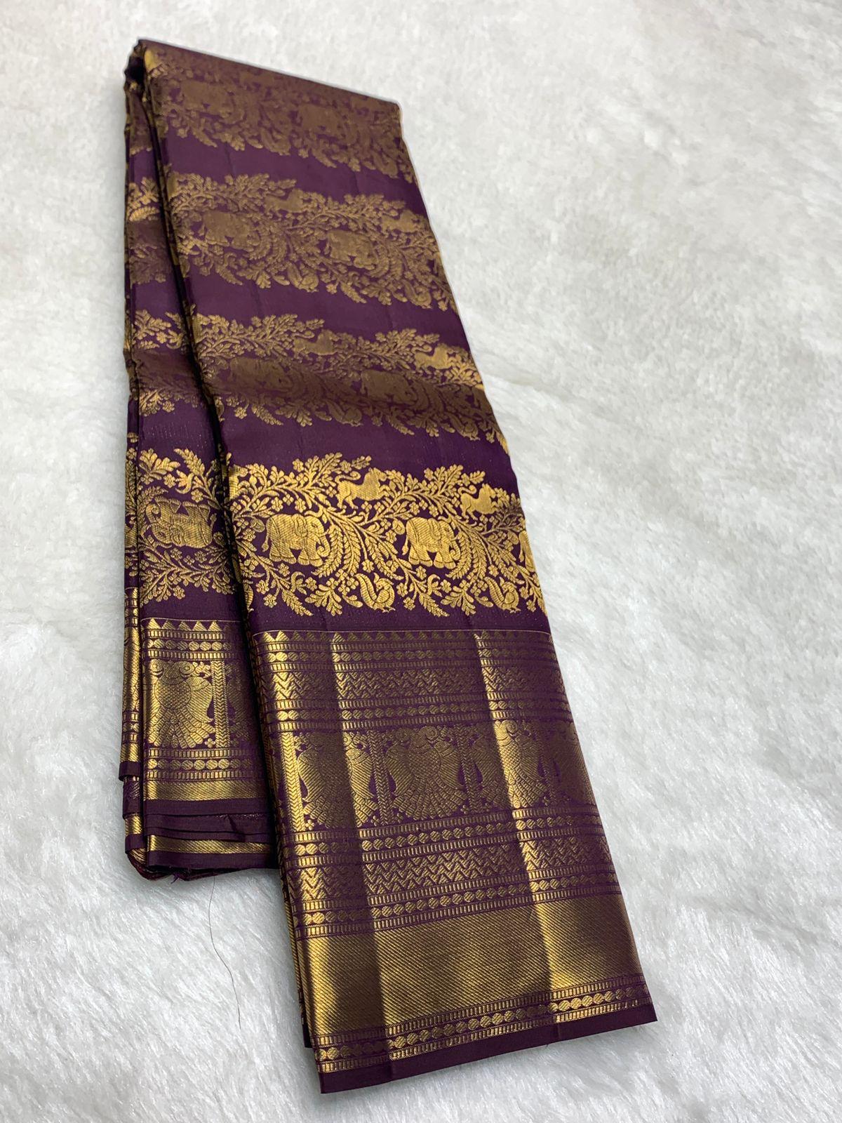 Fragrant Purple Pure Zari Weaving Banarasi Silk Saree With Mesmeric Blouse Piece