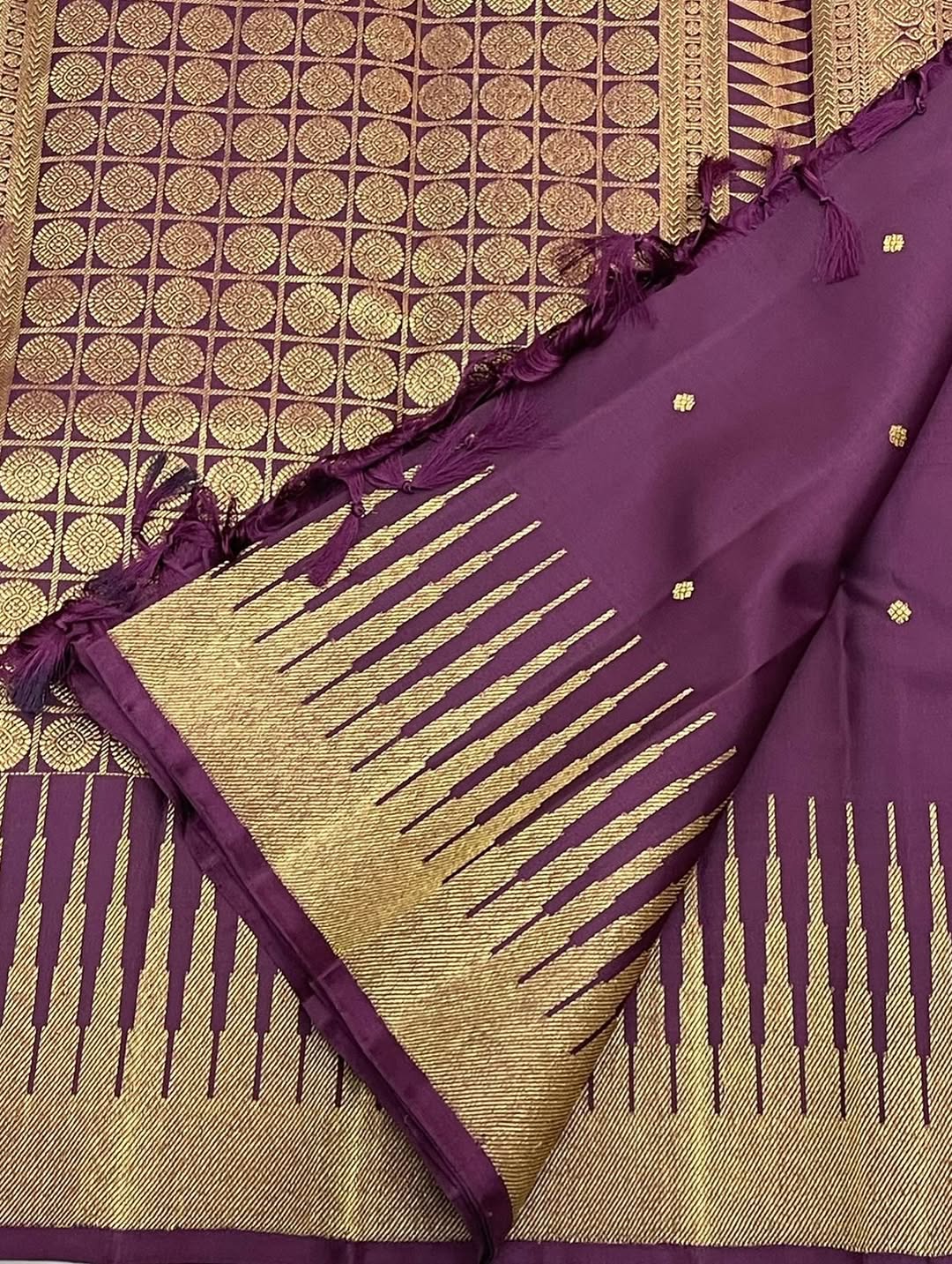 Flattering Purple Pure Zari Weaving Banarasi Silk Saree With Embrocation Blouse Piece