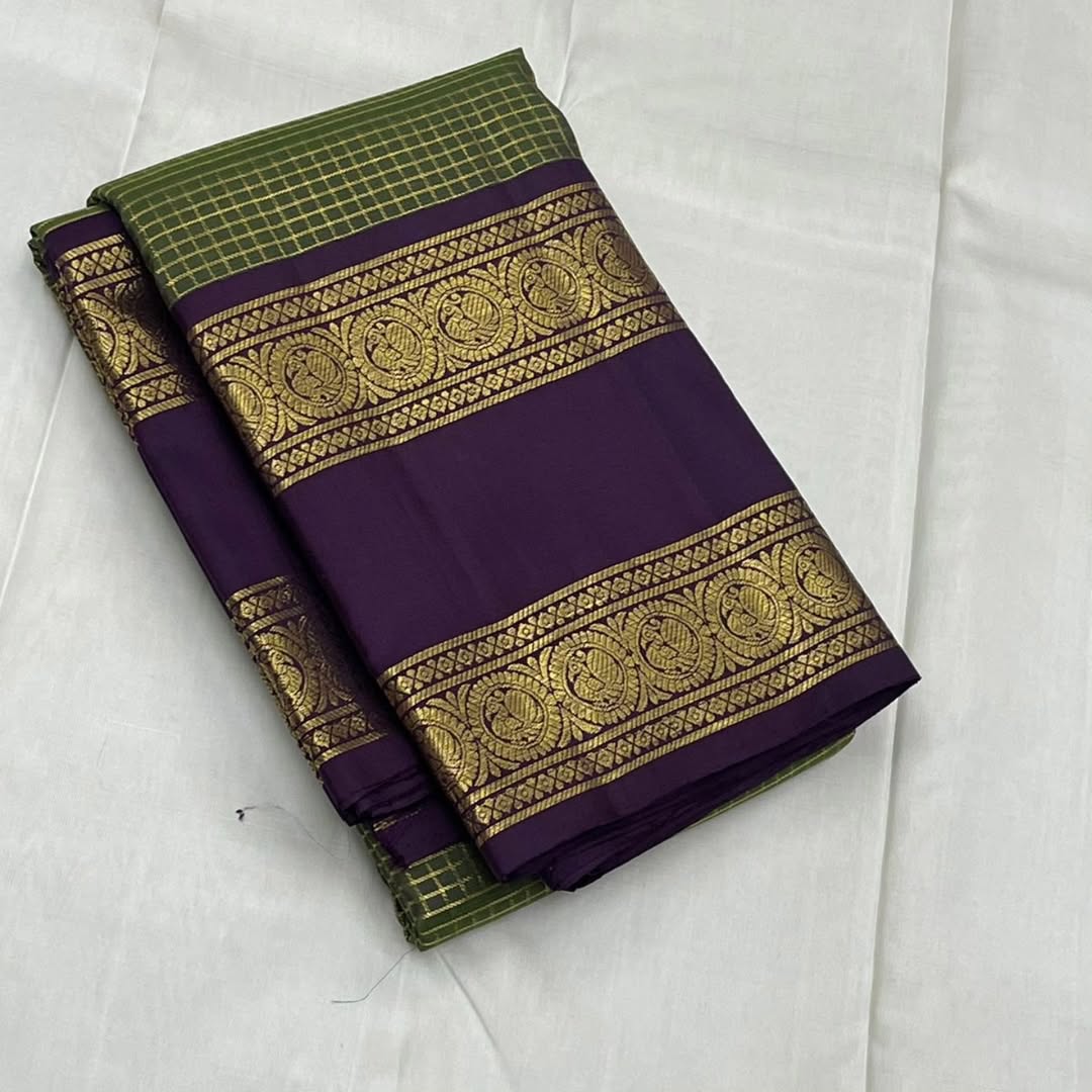 Ideal Green Soft Silk Saree With Woebegone Blouse Piece