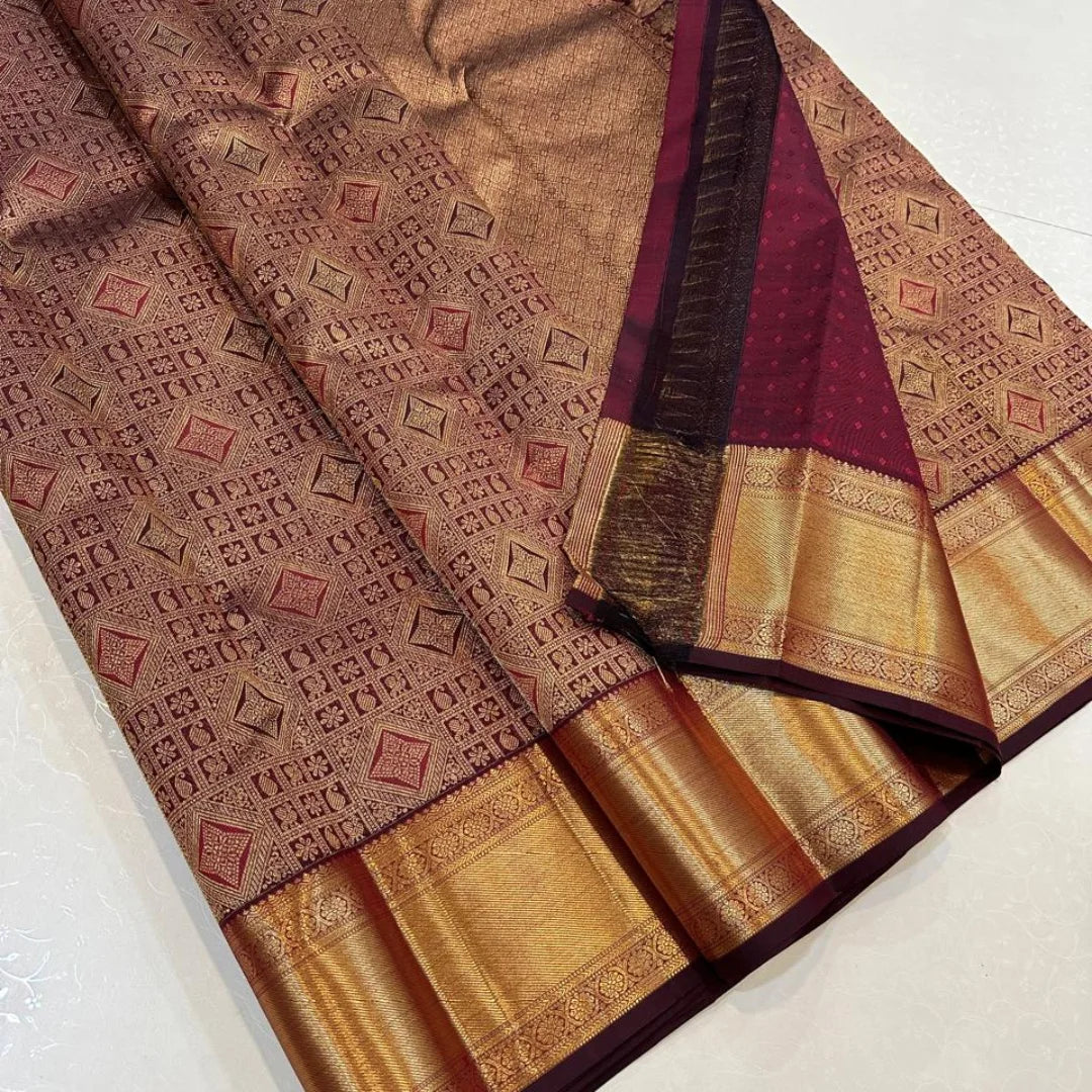 Posh Maroon Pure Zari Weaving Banarasi Silk Saree With Serendipity Blouse Piece