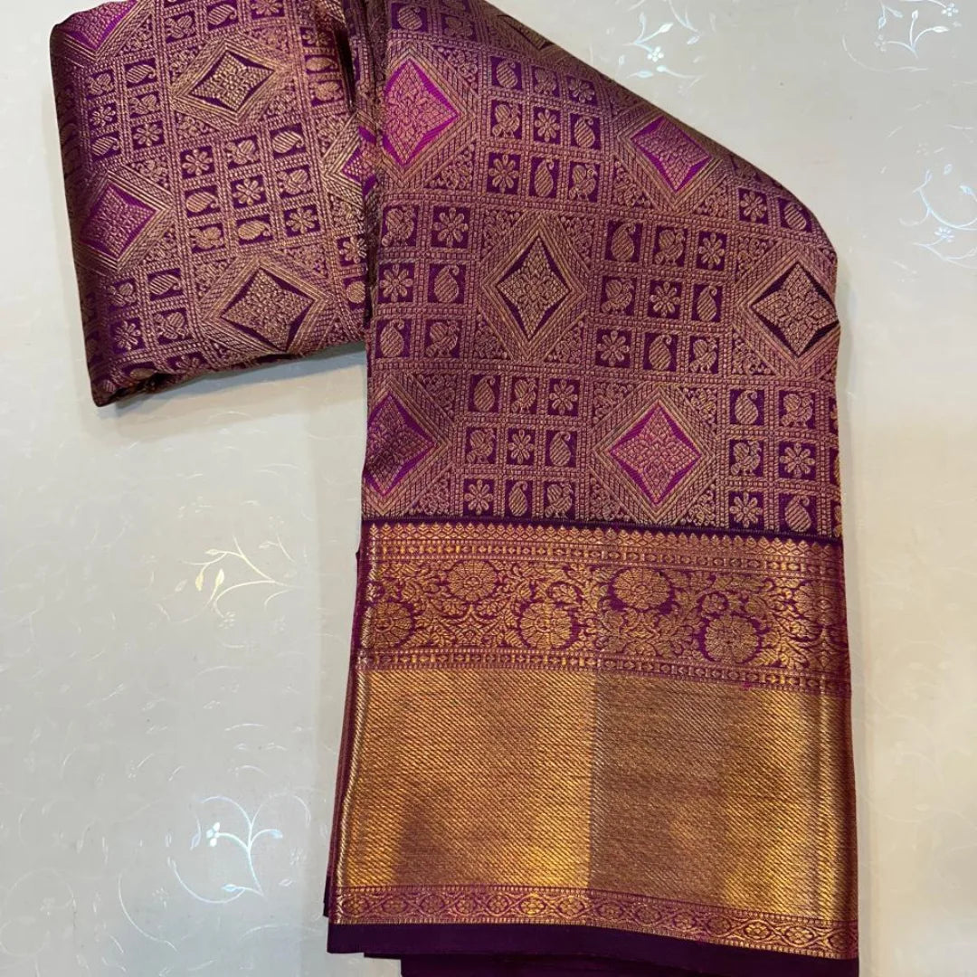 Lassitude Purple Pure Zari Weaving Banarasi Silk Saree With Demure Blouse Piece