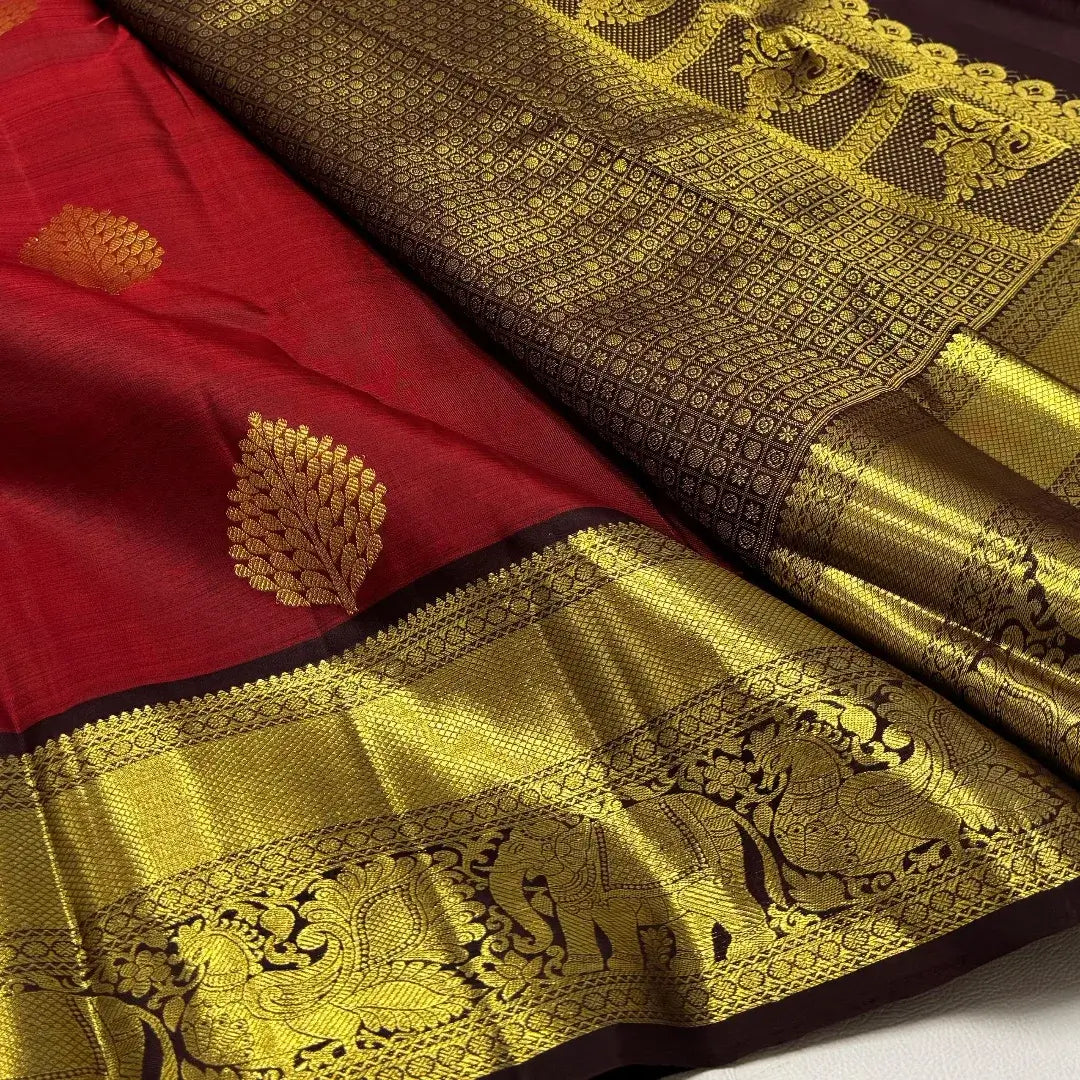 Angelic Red Pure Zari Weaving Banarasi Silk Saree With Capricious Blouse Piece