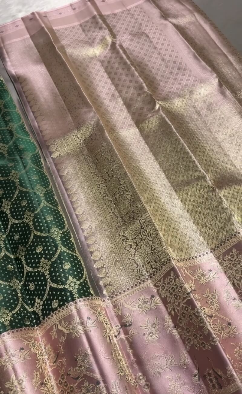 Magnificat Dark Green Pure Zari Weaving Banarasi Silk Saree With Rhapsody Blouse Piece