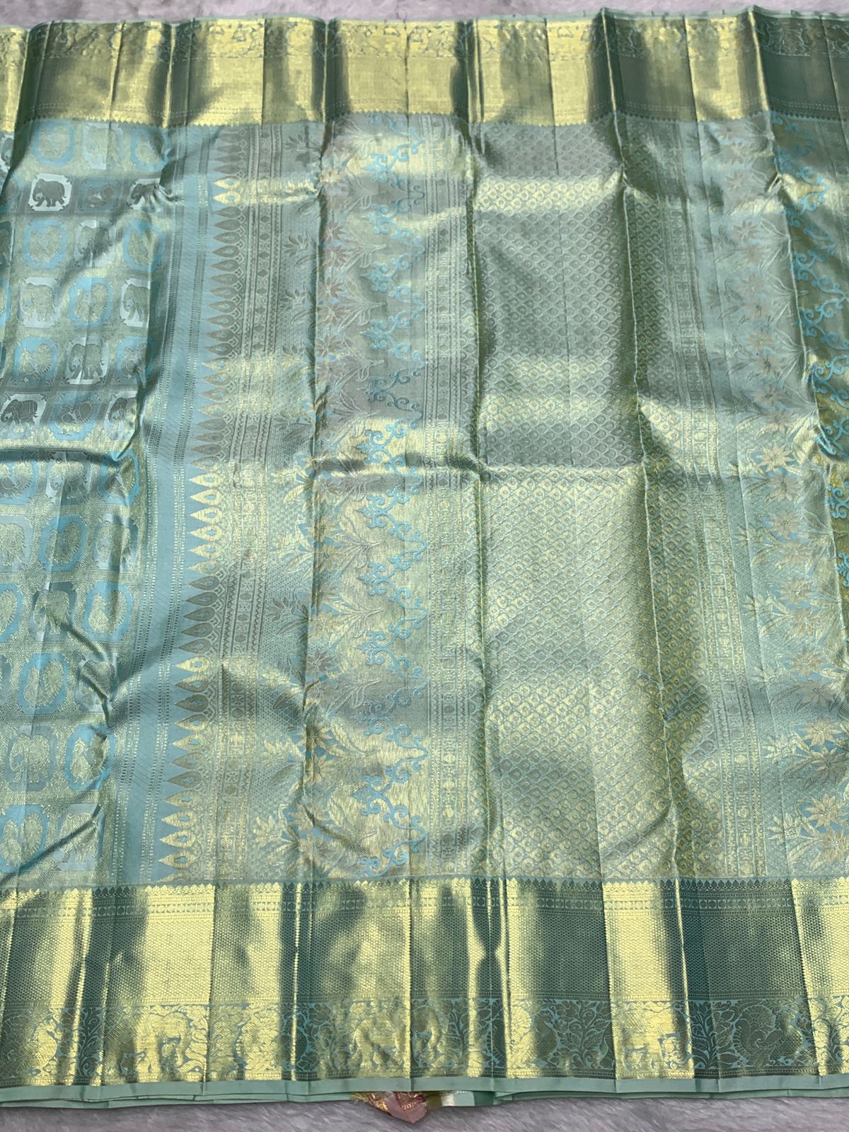 Flameboyant Sky Pure Zari Weaving Banarasi Silk Saree With Blissful Blouse Piece