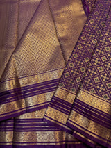 Sizzling Purple Pure Zari Weaving Banarasi Silk Saree With Quintessential Blouse Piece