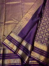 Sizzling Purple Pure Zari Weaving Banarasi Silk Saree With Quintessential Blouse Piece