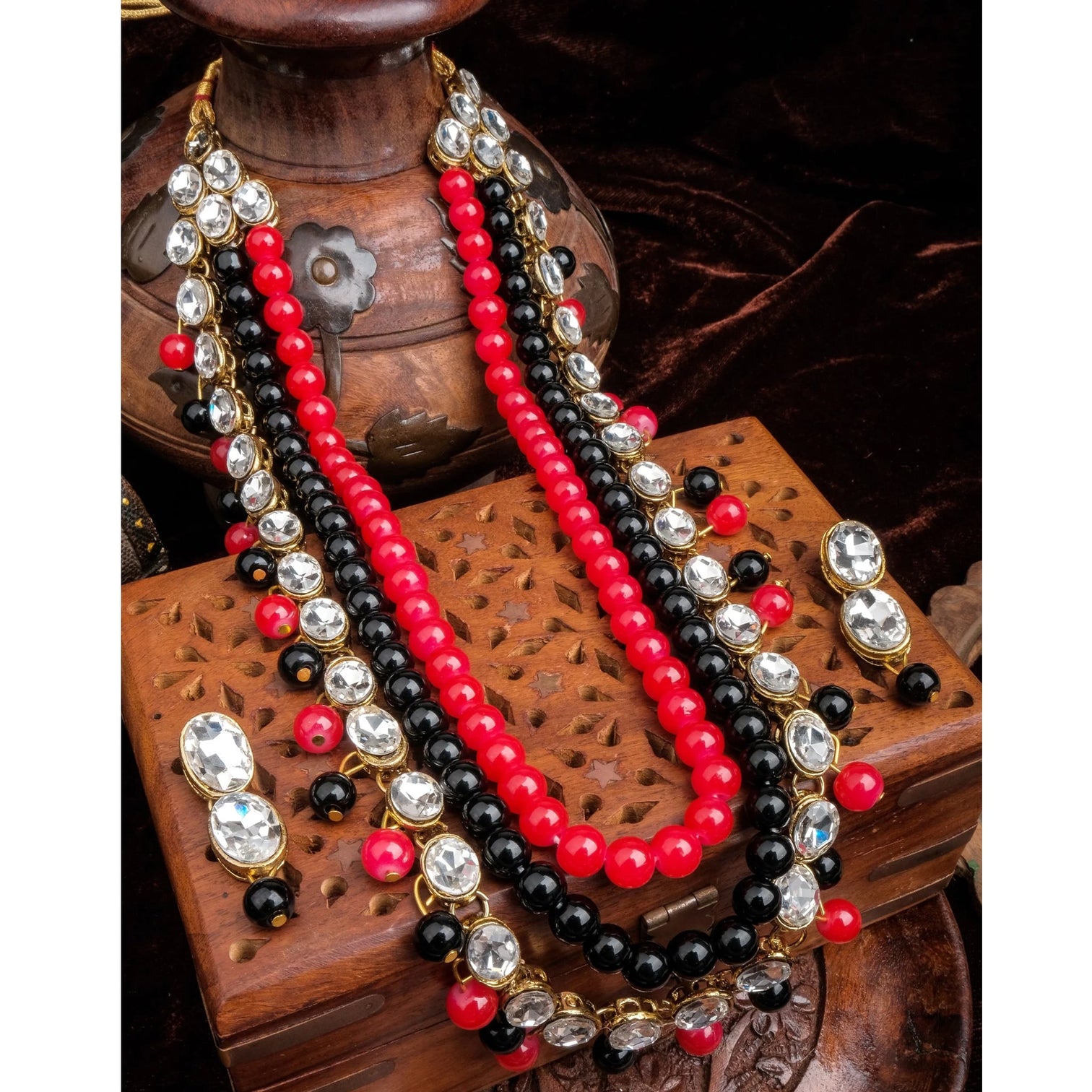 Red and Black Pearl Necklace for Wedding Engagement