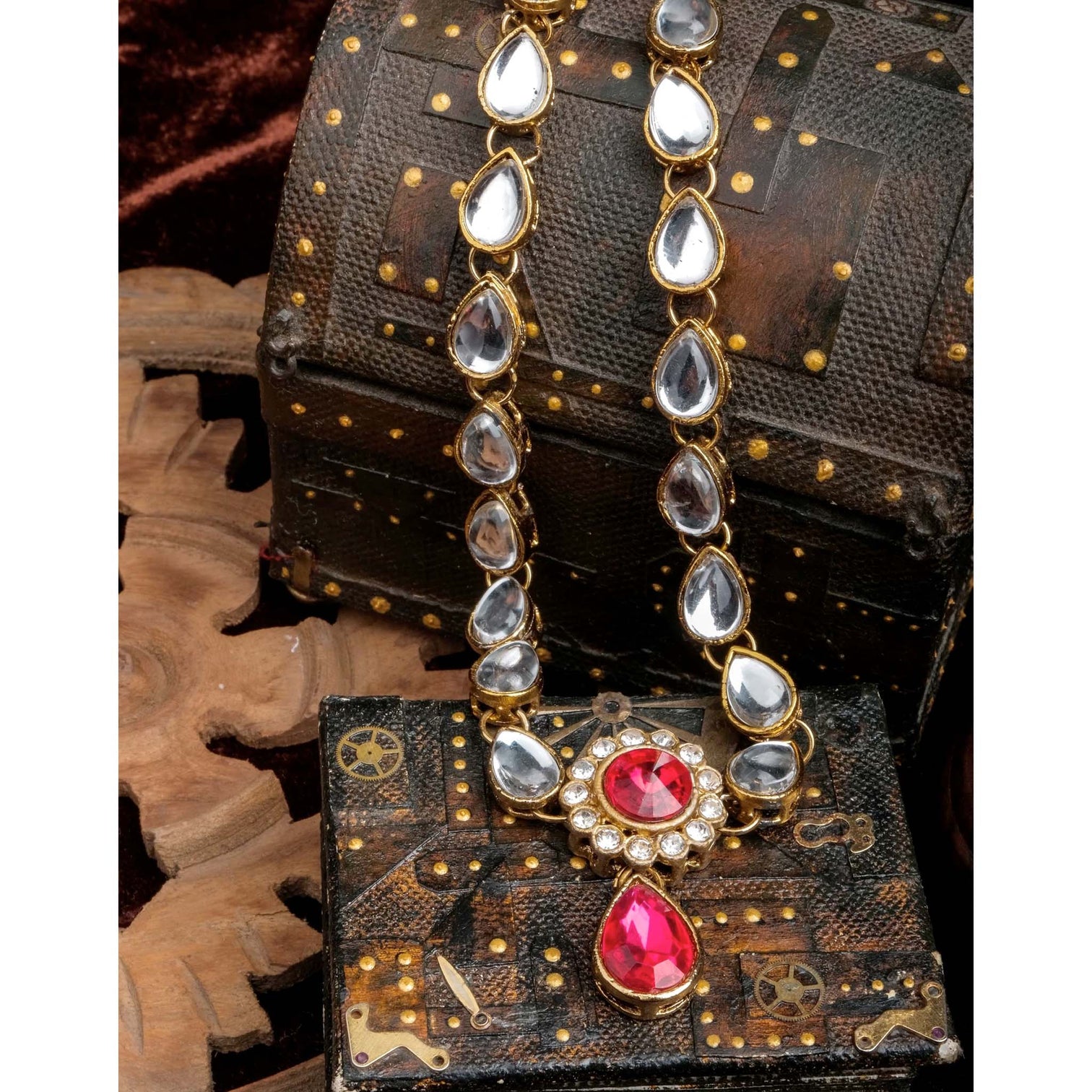 Alloy Gold-plated American Dimond Pink Necklace