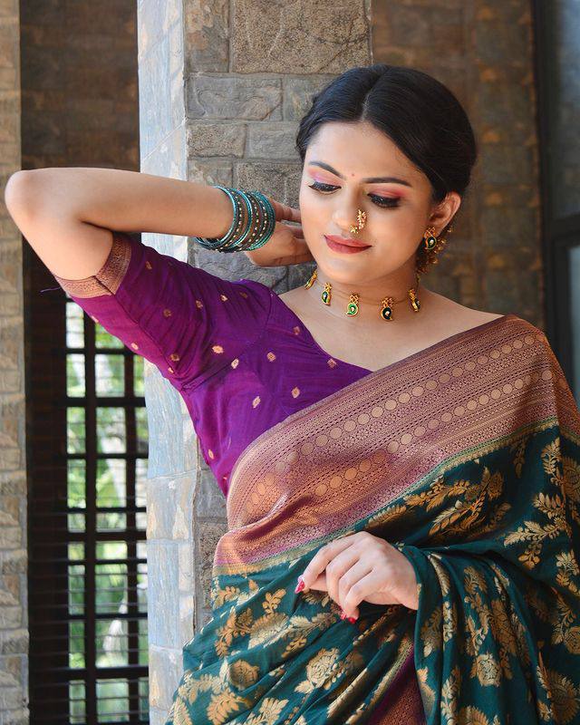 Appealing Rama Soft Silk Saree With Deserving Blouse Piece