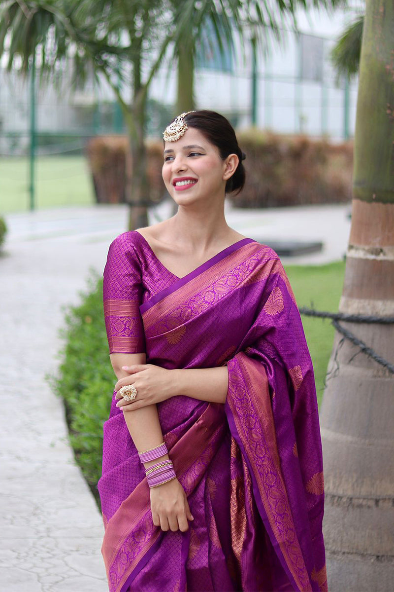 Tremendous Purple Soft Banarasi Silk Saree With Sizzling Blouse Piece