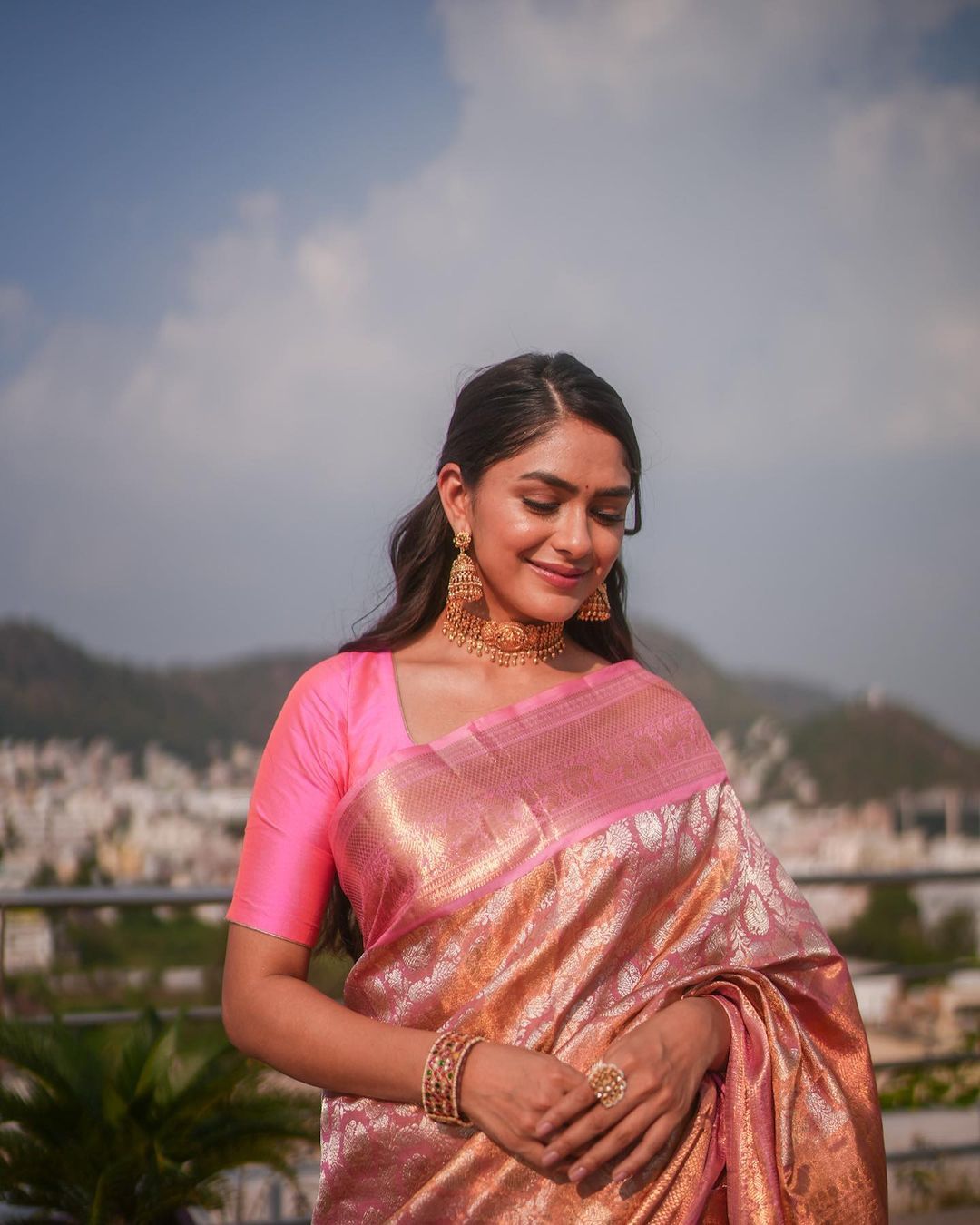 Denouement Pink Soft Banarasi Silk Saree With Impressive Blouse Piece