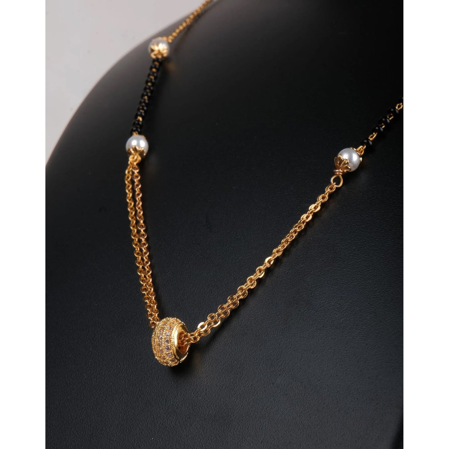 American Dimond Pendent Classic Gold-plated Brass Pendant