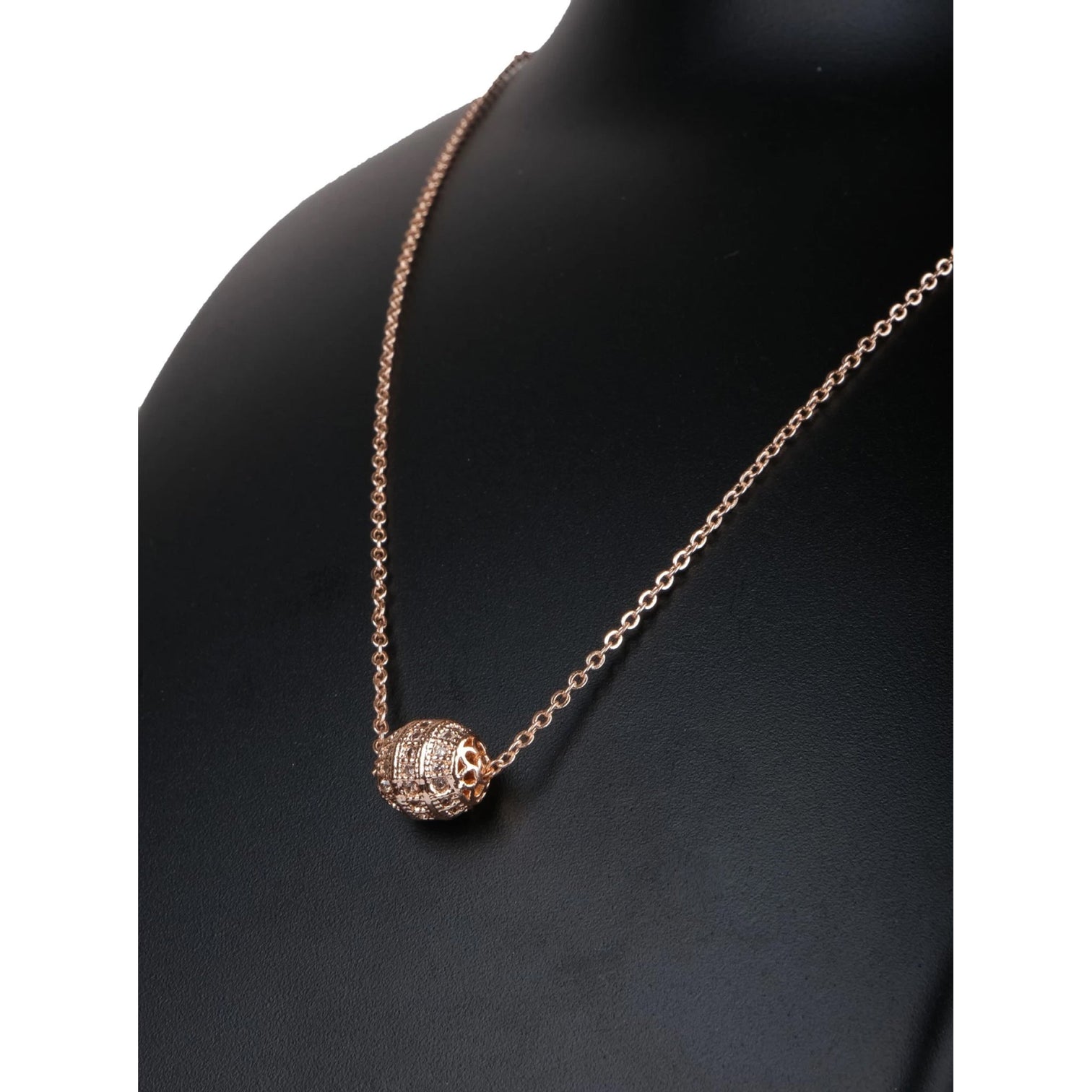 American Dimond Pendent With Chain Brass Pendant-55 Gold-plated Diamond Brass Pendant