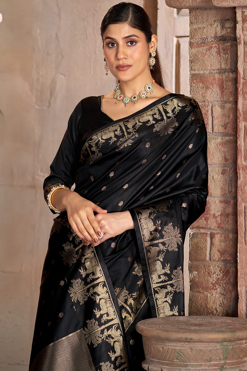 Lovely Black Pure Zari Weaving Banarasi Silk Saree With Gorgeous Blouse Piece