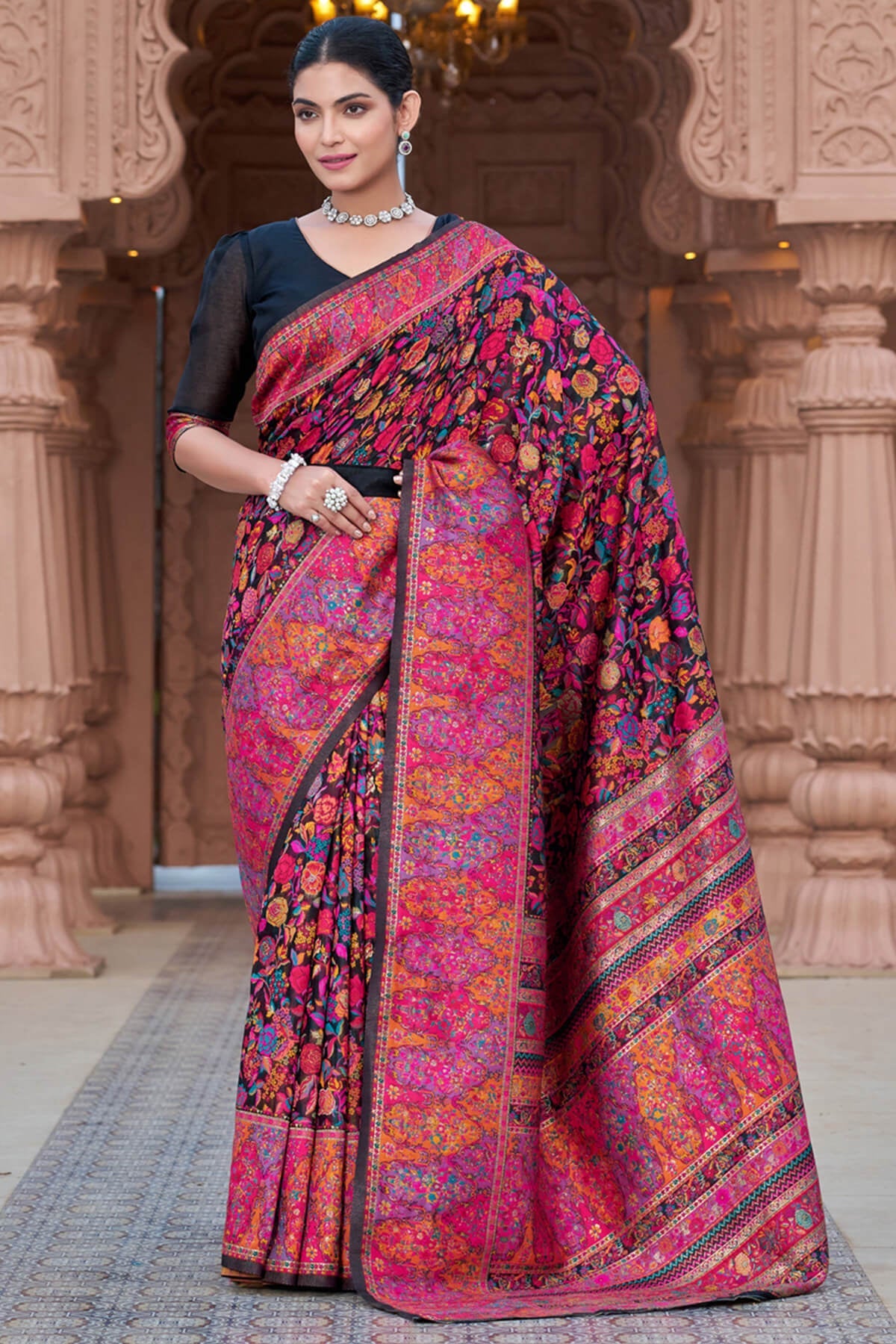 Mesmerising Black Pashmina Saree With Flaunt Blouse Piece