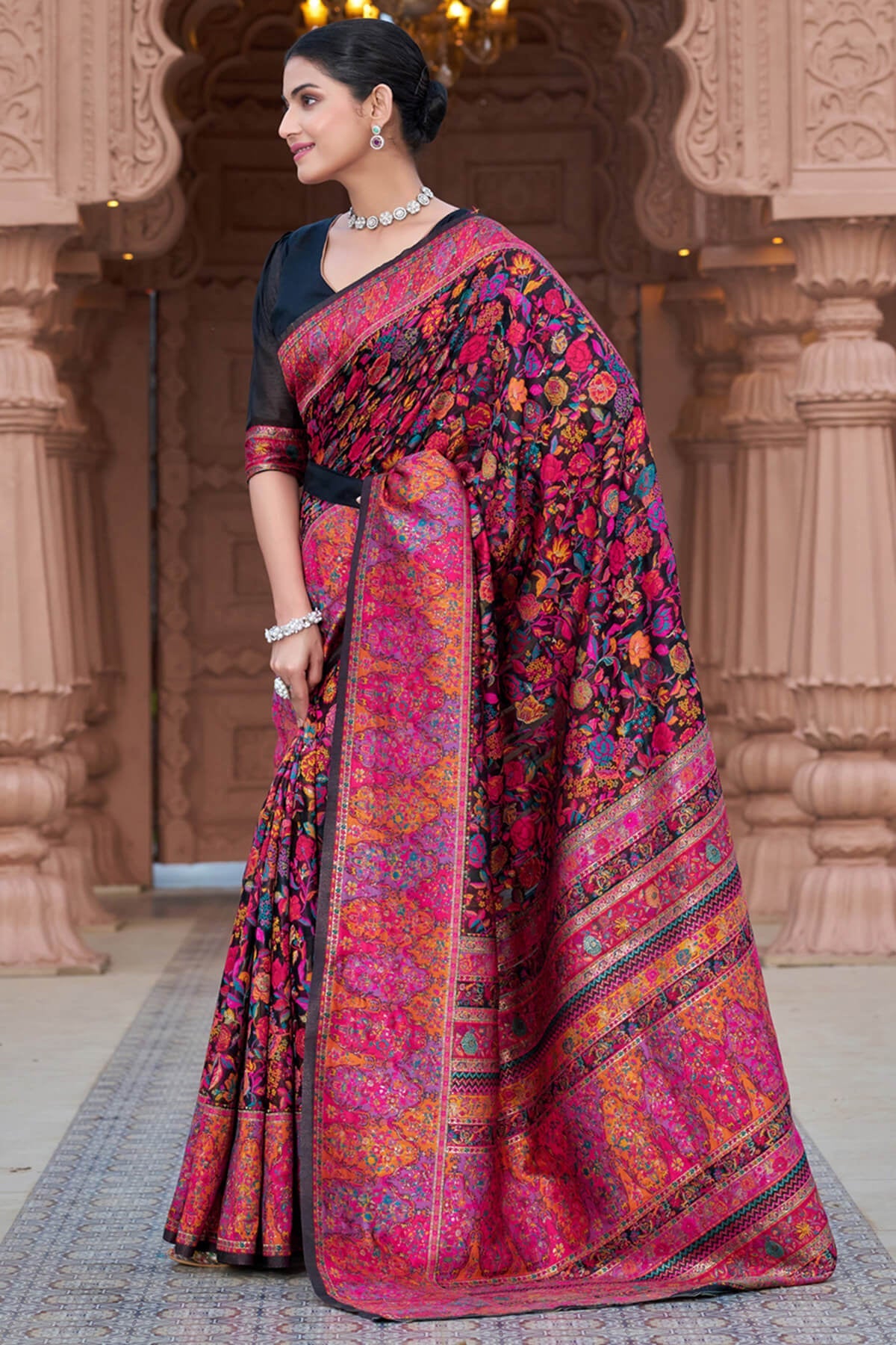 Mesmerising Black Pashmina Saree With Flaunt Blouse Piece