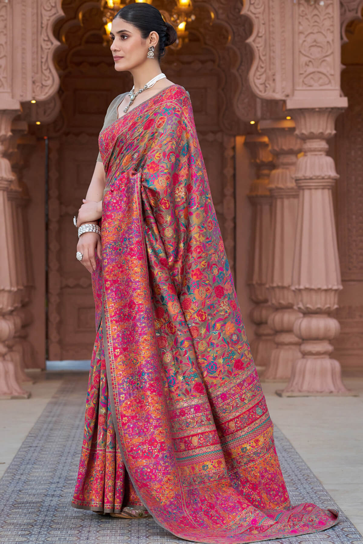 Proficient Grey Pashmina Saree With Elaborate Blouse Piece